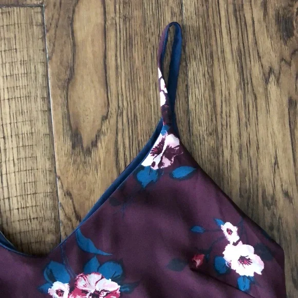 WHBM Reversible Cami NWT - Picture 3 of 6